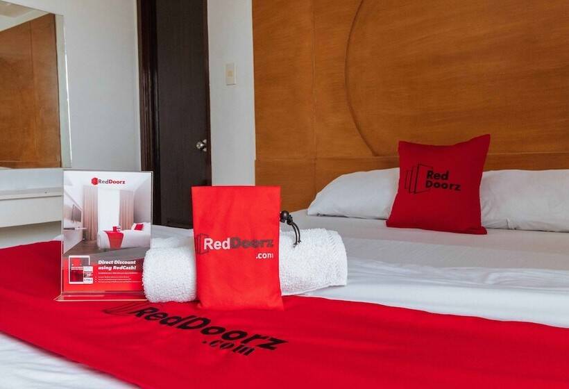 בית מלון כפרי Reddoorz Near Bambang Station