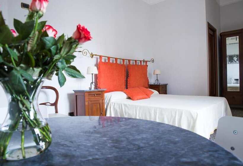 پانسیون Vittoria Guest House Battipaglia