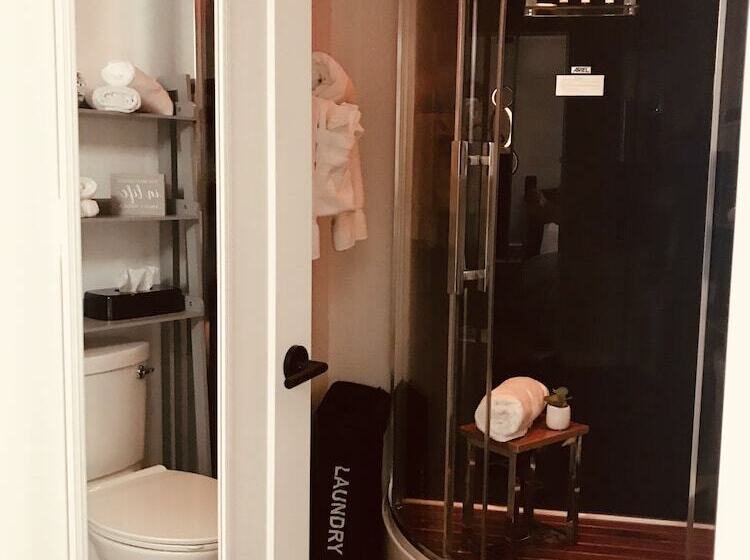 هتل Eo Bungalows, Black Hills