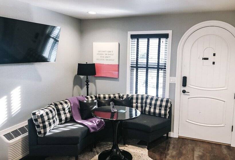 هتل Eo Bungalows, Black Hills