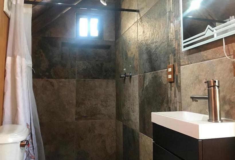 بنسيون Cabañas La Roca