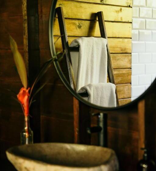 ユースホステル La Loma Jungle Lodge And Chocolate Farm