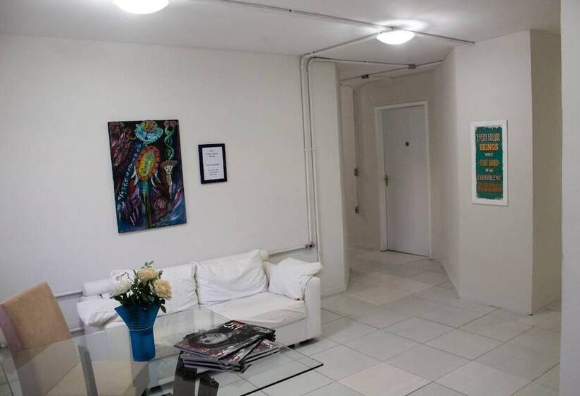 بنسيون Casa Da Esquina Pousada
