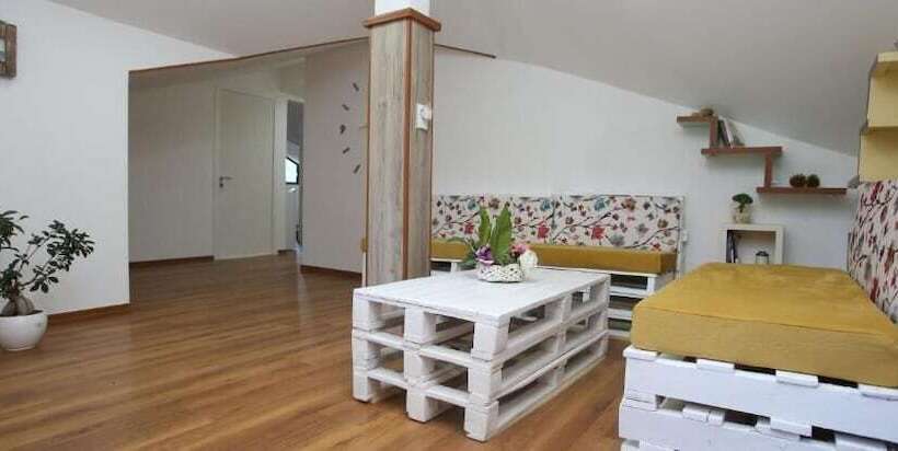 پانسیون Guest House Himaj