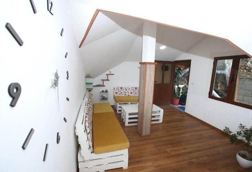 پانسیون Guest House Himaj
