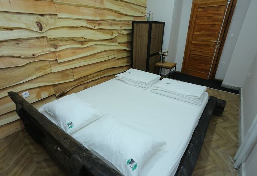 Casa De La Montaña   Adults Only   Hostel