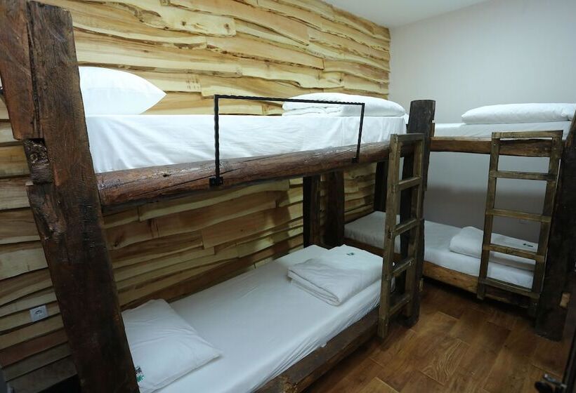 Casa De La Montaña   Adults Only   Hostel