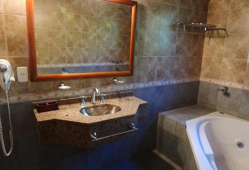 Hotel Apus  Serrano
