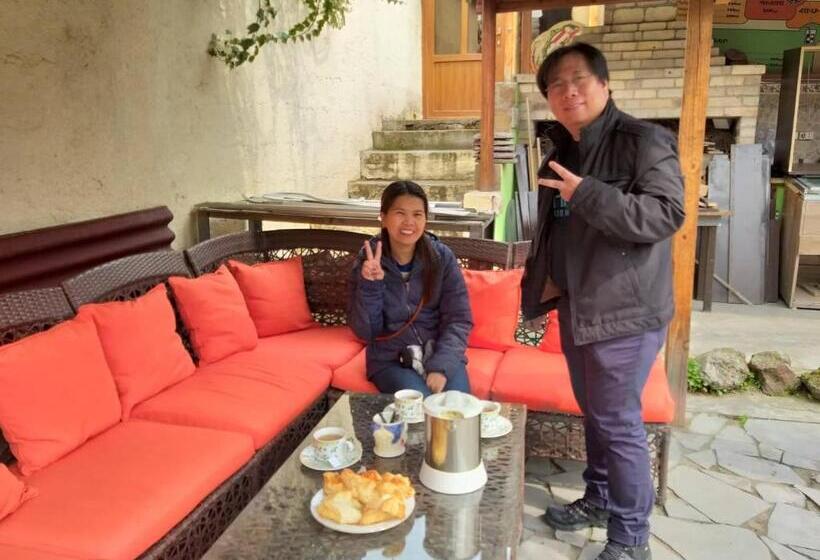 پانسیون Popock City Center