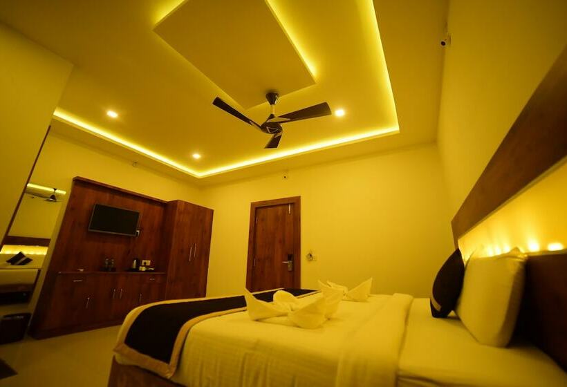 בית מלון כפרי Castle Continental Premium