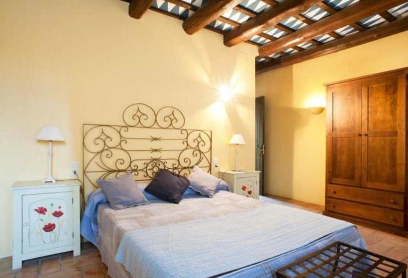 Отель Hostal La Riera De Peratallada