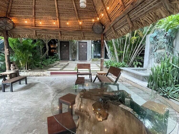 ベッドアンドブレックファースト San Carlos Surf Resort & Eco Lodge