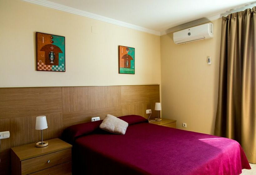 Пансион Hostal Casa Manolo