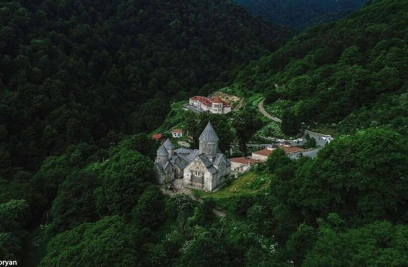 هتل Vanatun Monastery Stay