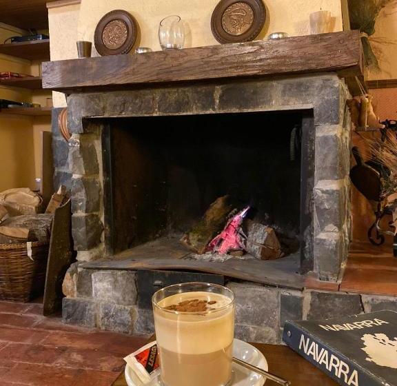 펜션 Hostal Rural Edronekoa