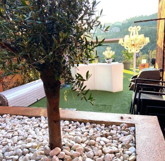 پانسیون Villa Colina