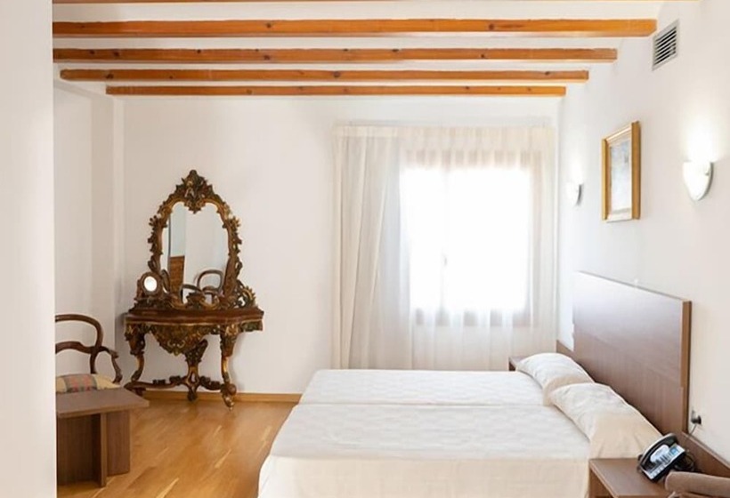 ホテル Palacio Barón De Andilla