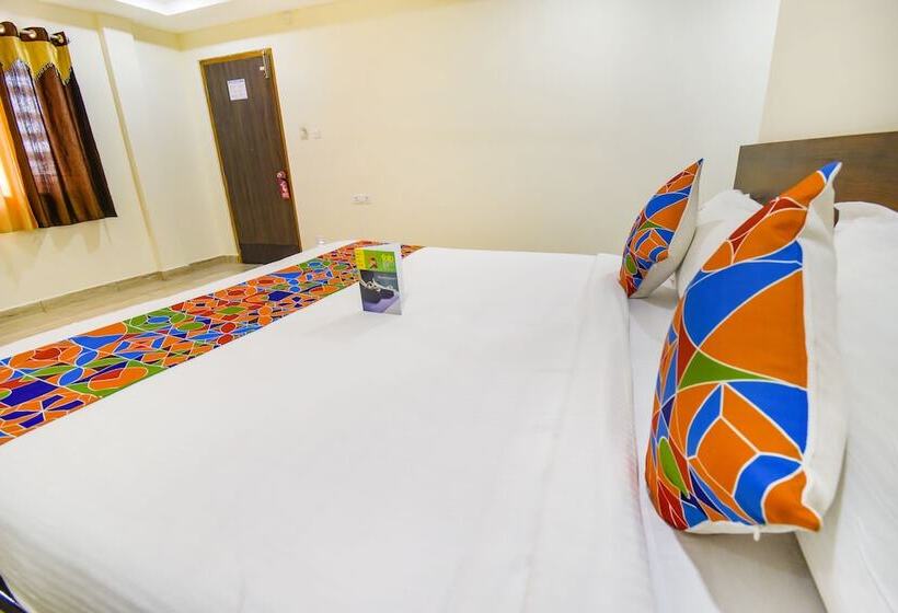 Fabhotel Lotus Grand