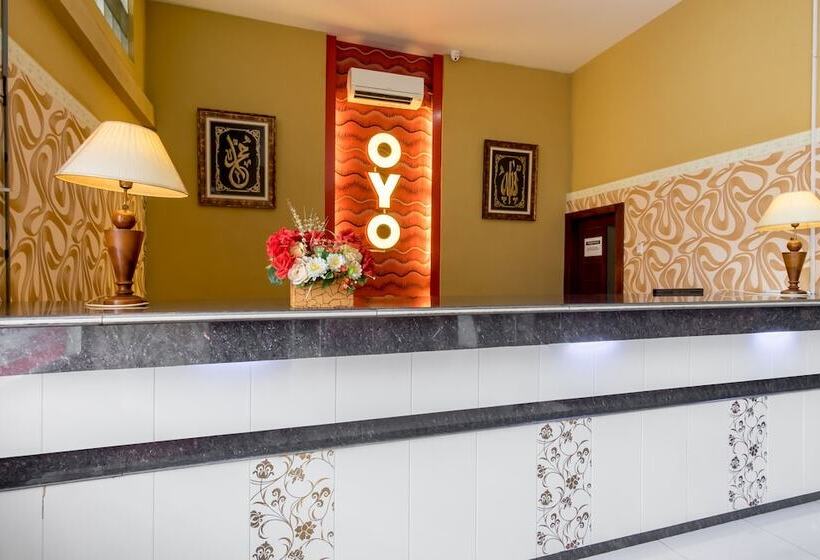 Capital O 615 Residence Puri Hotel Syariah