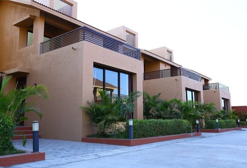 Bed and Breakfast Pride Resort & Convention Centre