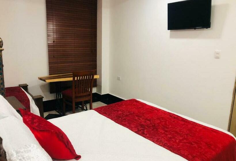 هتل Boutique Campanario Del Rio