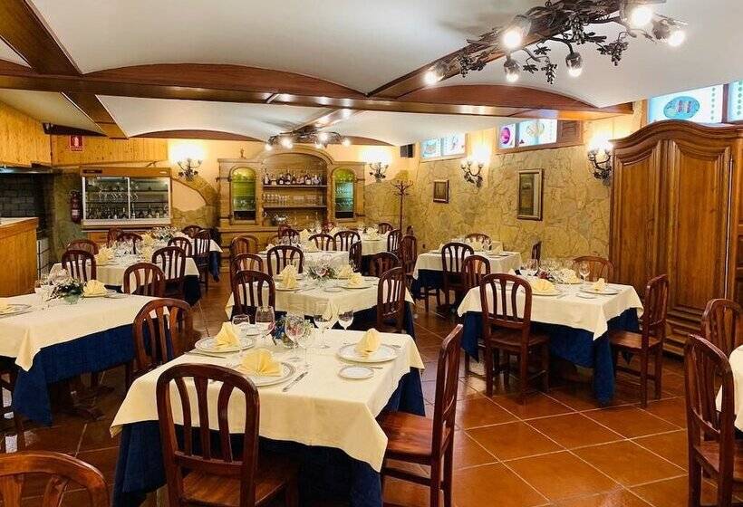 پانسیون Hostal El Sequero