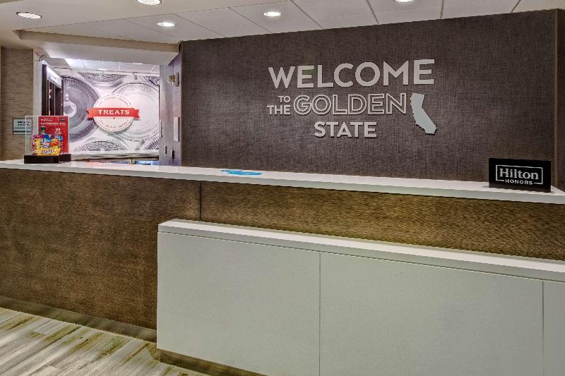 هتل Hampton Inn & Suites San Jose Airport