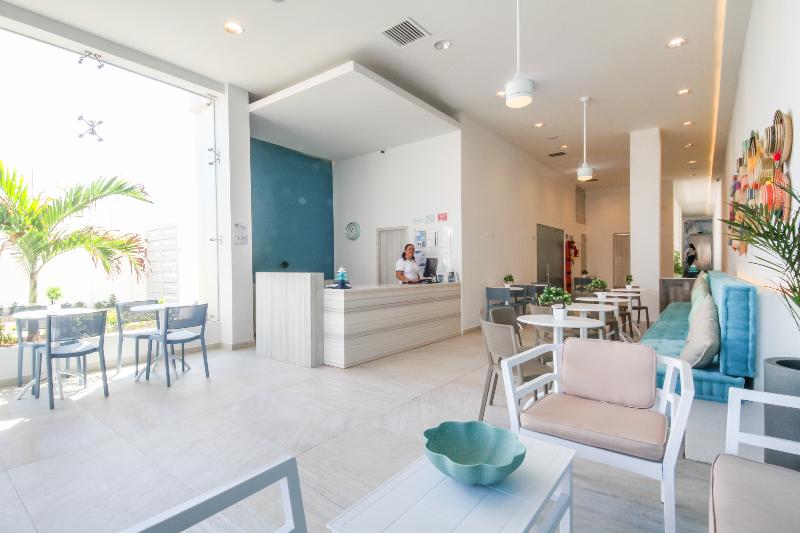 هتل Azure Lofts & Pool