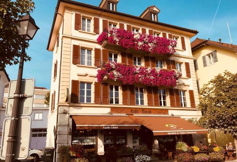 فندق Café Tivoli