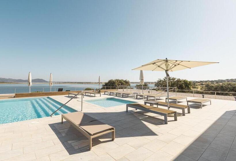 فندق Herdade Dos Delgados