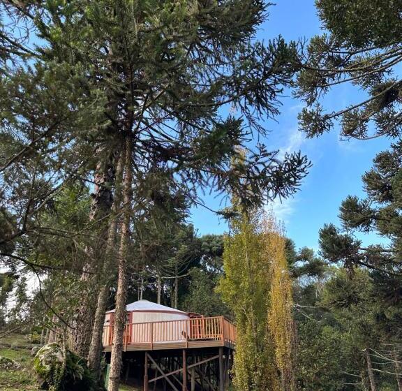 ユースホステル Solar Do Oriente   Yurt Ecovillage