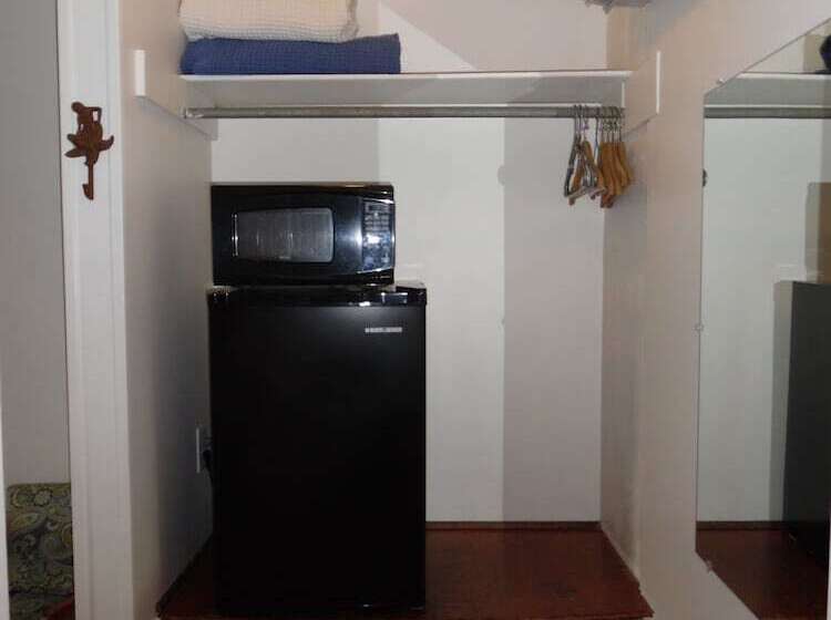 Общежитие Wachapreague Inn