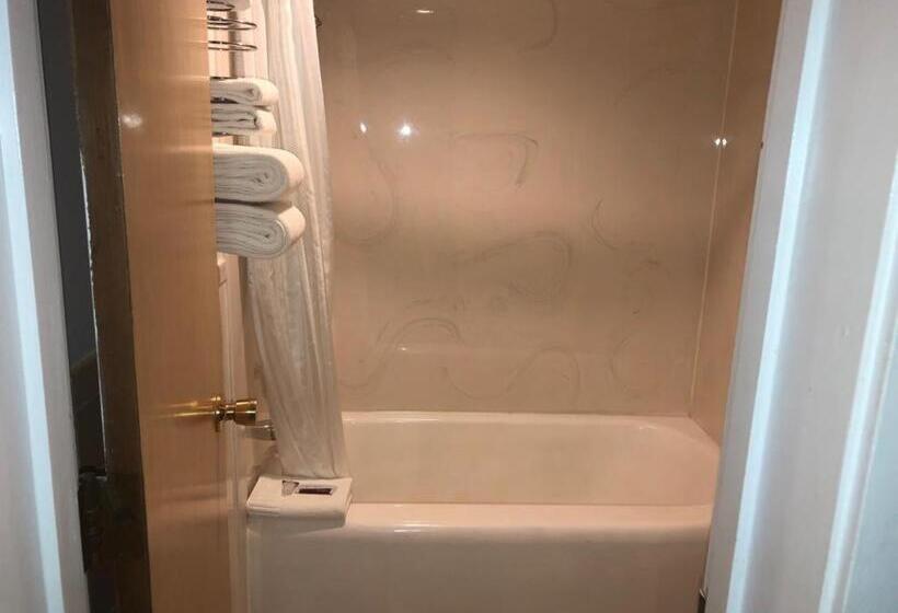 هتل Campbell Lodge