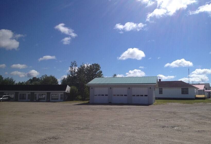 Moose Motel
