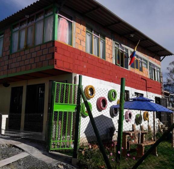 هاستل Vivienda Turistica Yerbabuena