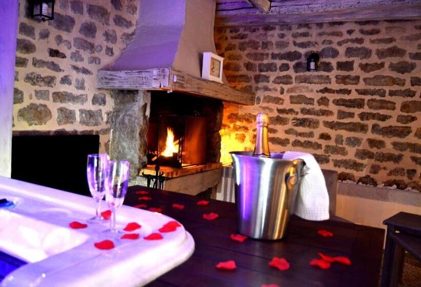 Отель Domaine De Vandenesse Et Spa