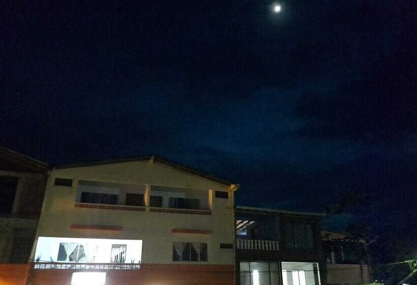 پانسیون Hostal Adrimar