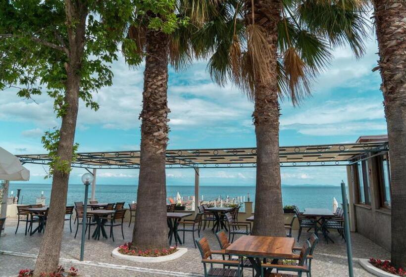 בית מלון כפרי Kayalar Blue Beach