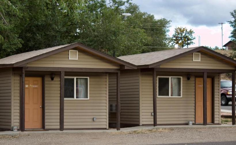 بنسيون Moosehead Lodge