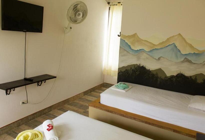 پانسیون Nuevo Oeste