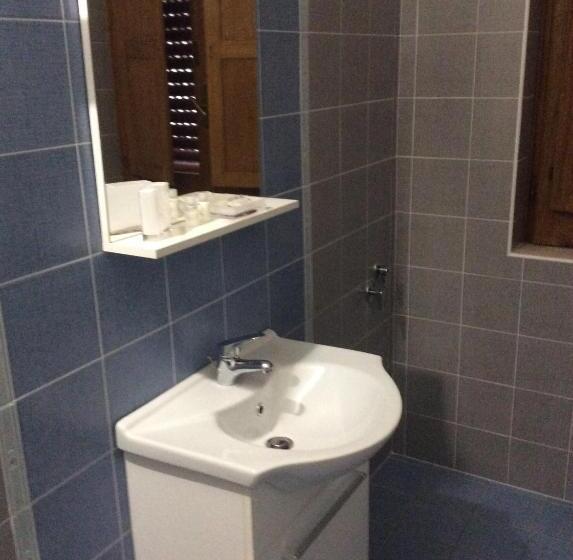 住宿加早餐  Be And Be