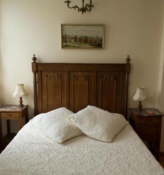 住宿加早餐  Chambres D'hôtes Sur La Courtine De Coucy