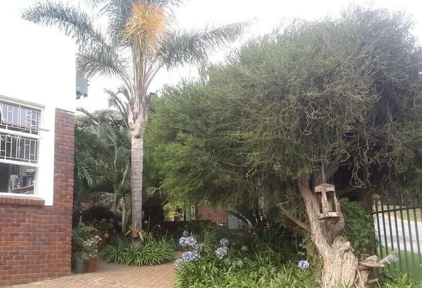 민박 Chez Esme Guest House