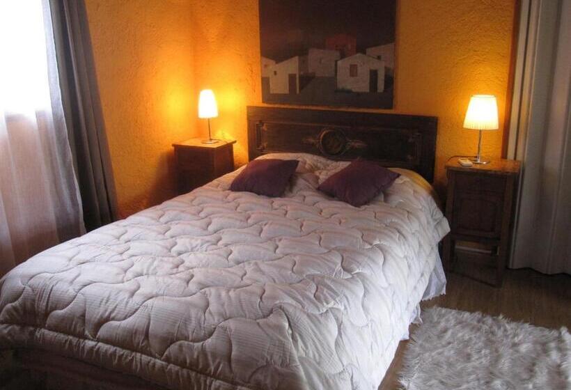 مبيت وإفطار El Bambu
