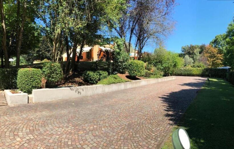 צימר Villa Fior Di Robinia