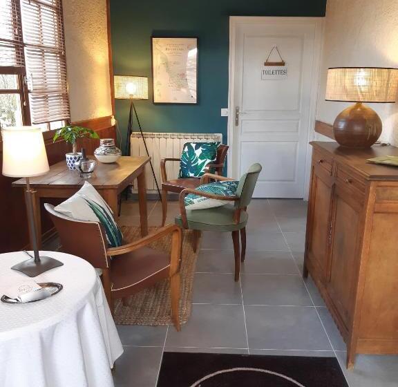 Отель L'auberge Des Collines