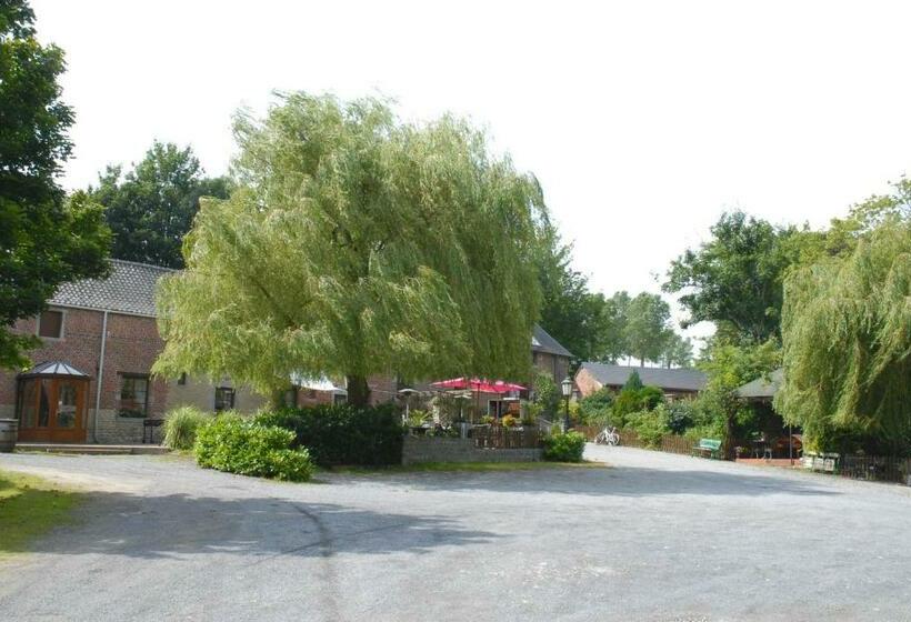 هتل Restaurant La Ferme De Grambais