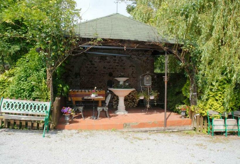 هتل Restaurant La Ferme De Grambais
