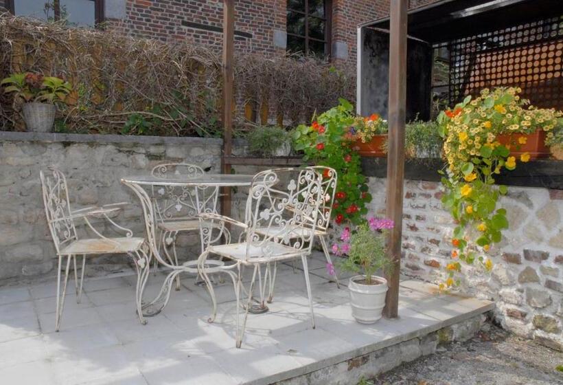 هتل Restaurant La Ferme De Grambais