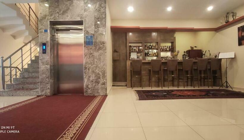 هتل Tehran Boutique